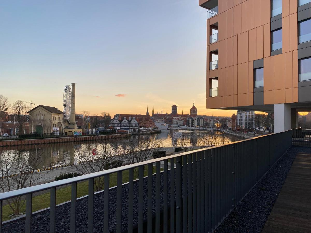 Flatbook - City Center Apartments Brabank With Parking Danzica Esterno foto
