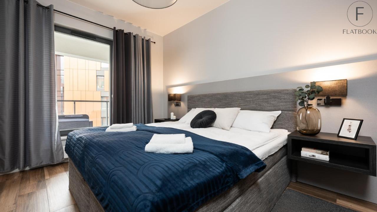 Flatbook - City Center Apartments Brabank With Parking Danzica Esterno foto